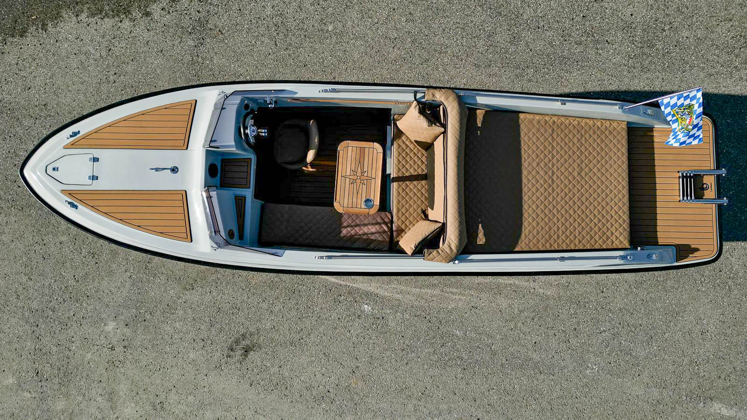 Elektroboot Leines 595 – Ansicht 5